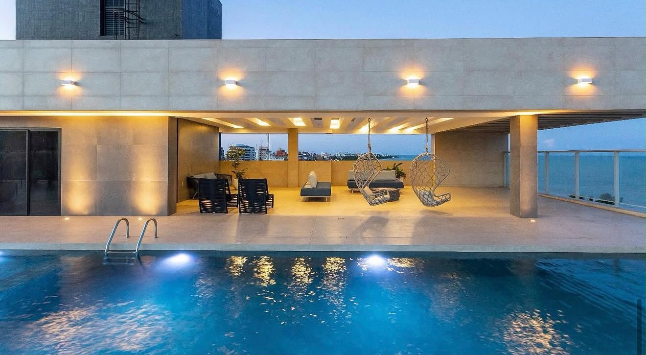 Apartamento Beira-mar com vista definitiva e varanda panorâmica  — Intermares, Cabedelo