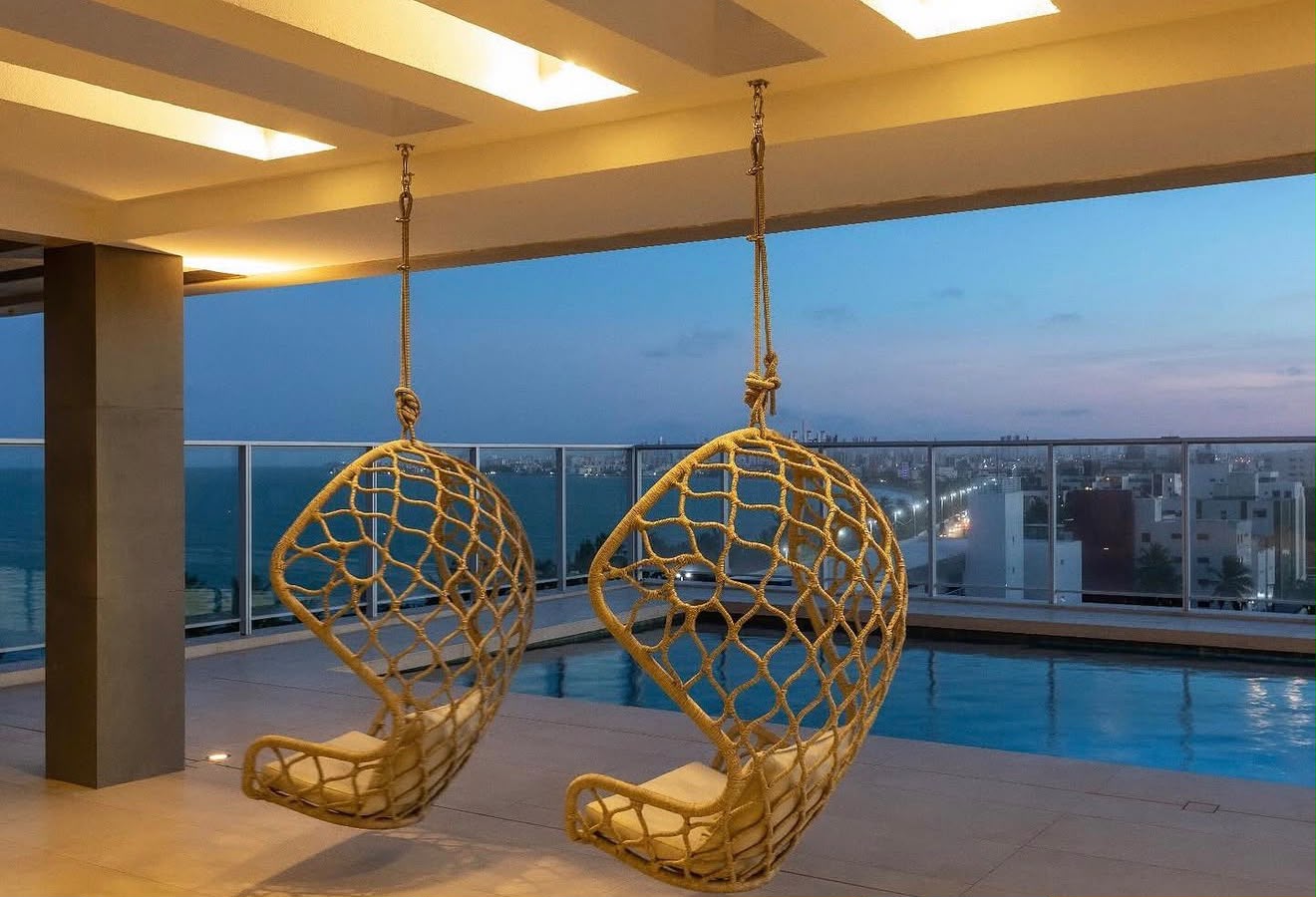 Apartamento Beira-mar com vista definitiva e varanda panorâmica  — Intermares, Cabedelo